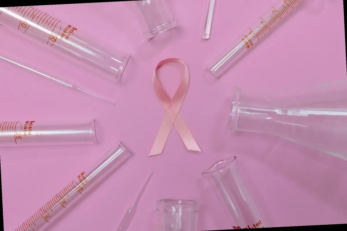 consultation médicale sur traitements hormonaux du cancer du sein