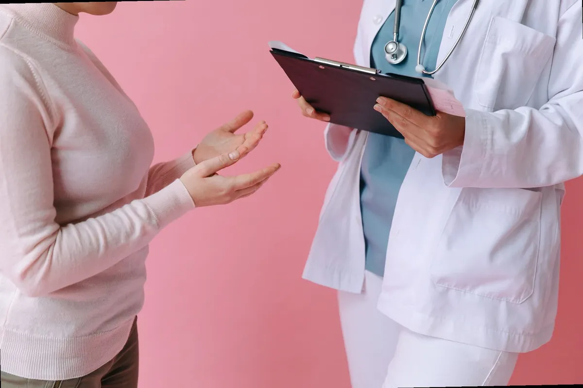 consultation médicale pour traitement isotrétinoïne